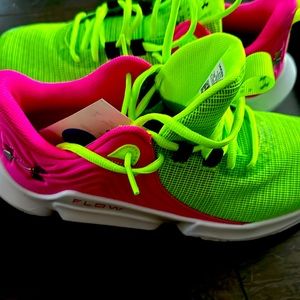 Hello these awesome light under unrmour futurex2